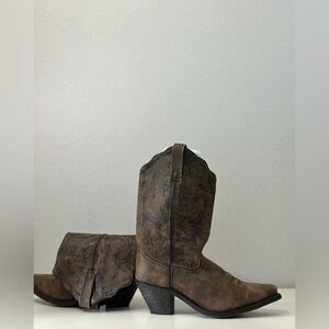 Women’s size 9w cowboy boots